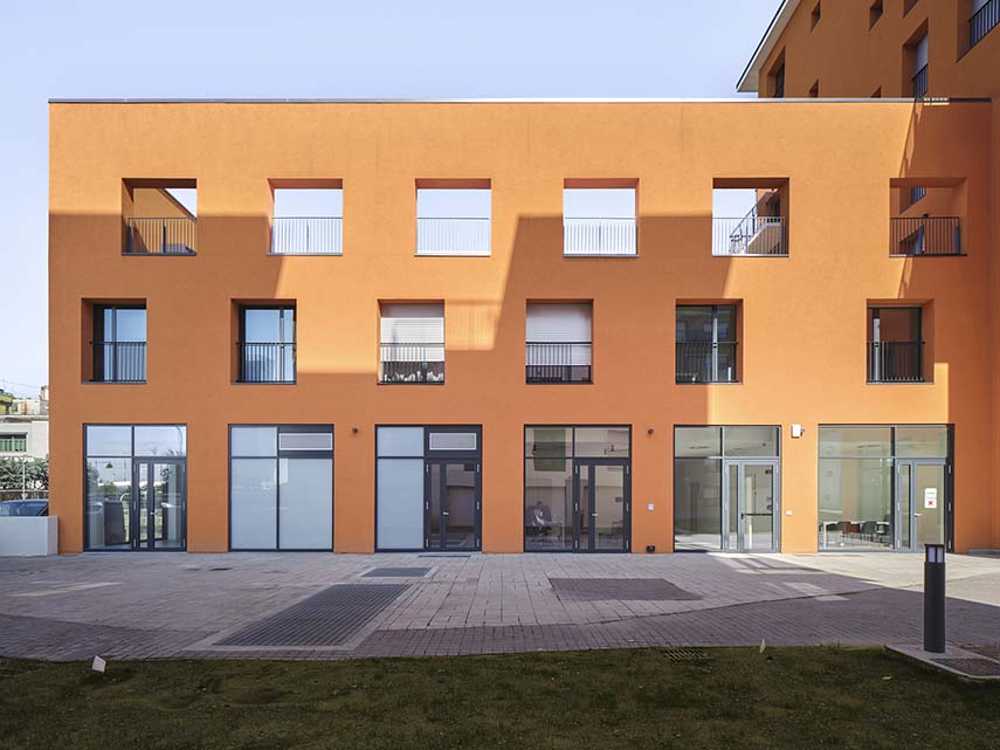 Camplus: student and social housing in the former Olympic Village of Turin