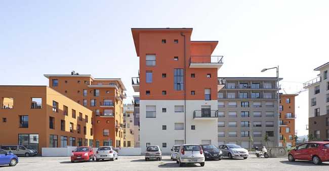 Camplus: student and social housing in the former Olympic Village of Turin