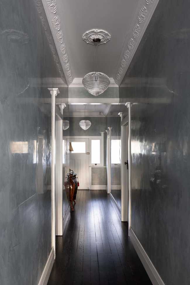 Zig Zag House. Bold shapes for the expansion of a family home