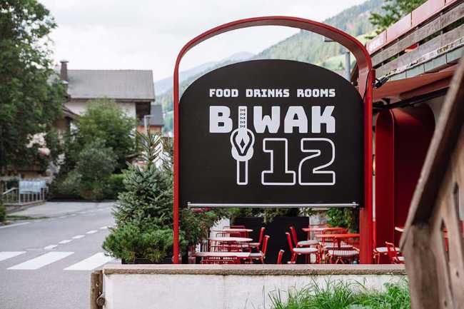 Desde un restaurante de los años 80 hasta Biwak 12 inspirado en los refugios de montaña