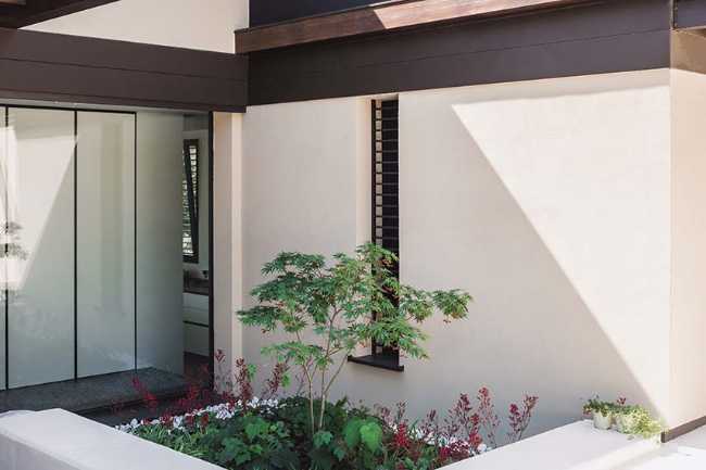 Villa Osservatorio: Games of light and nature in harmony