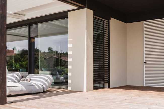 Villa Osservatorio: Games of light and nature in harmony