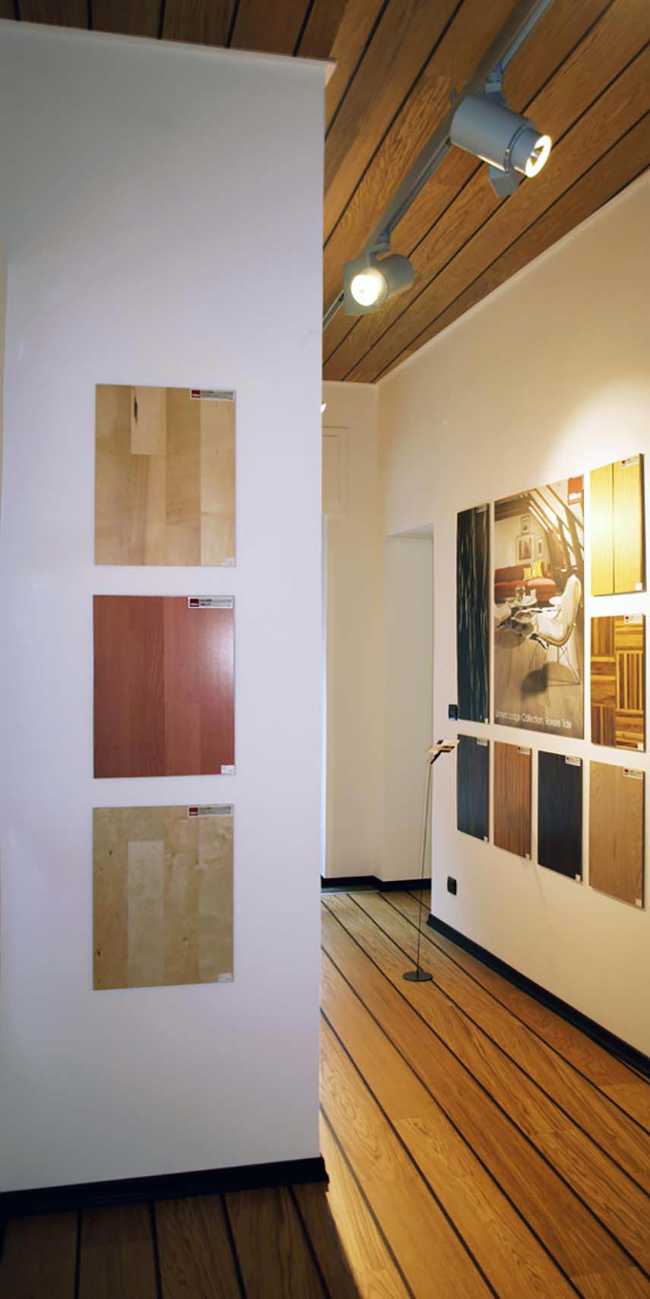 EXPO KAHRS Cosmarredi en edificio histórico reacondicionado en Cittanova