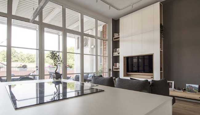 Ripensare lo spazio: una casa dal design minimalista e sofisticato