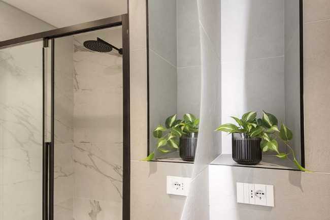 Ripensare lo spazio: una casa dal design minimalista e sofisticato