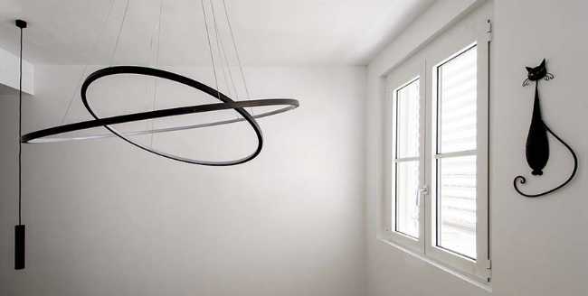 Ripensare lo spazio: una casa dal design minimalista e sofisticato