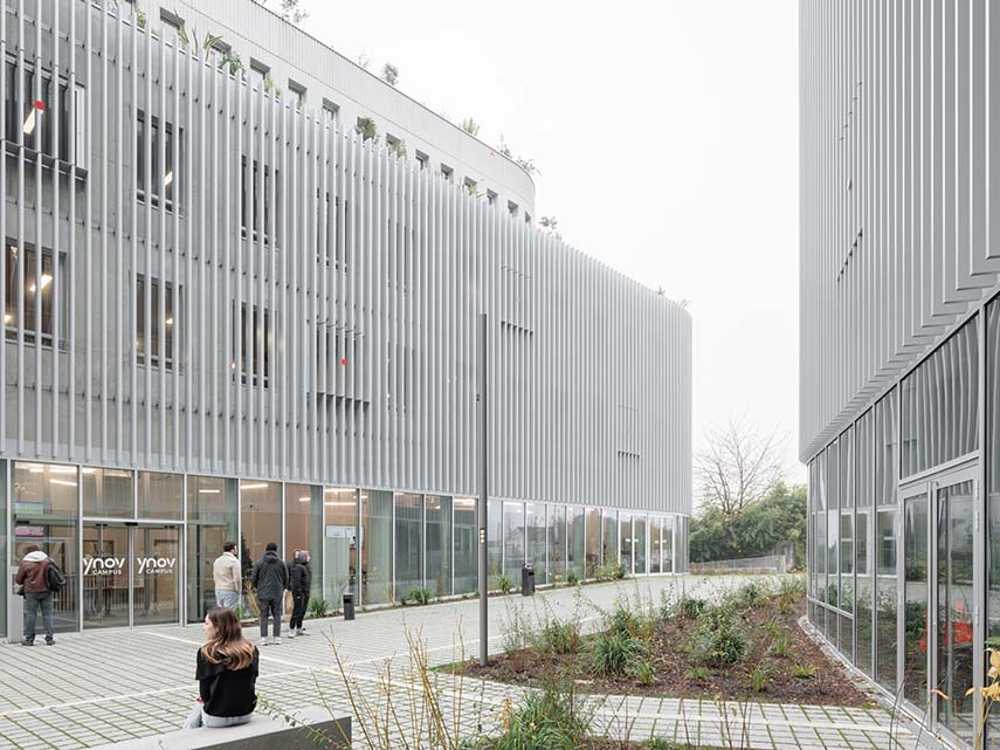 The view of a new landscape: Place Ravezies an urban oasis