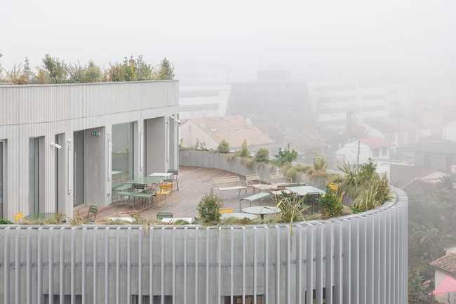 The view of a new landscape: Place Ravezies an urban oasis