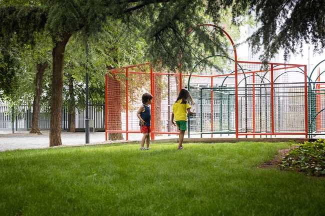 The Labyrinth of Sant Jordi Park: an inclusive space for play and discovery