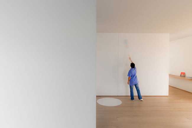 Intérieur pour la Maison SC. Ramener à la maison la sensation de surprise