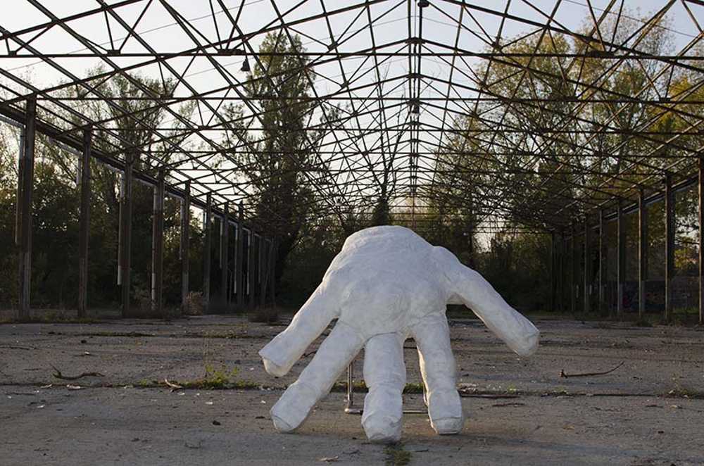 The papier-mâché sculptures in Antonella Paglialonga's set design.