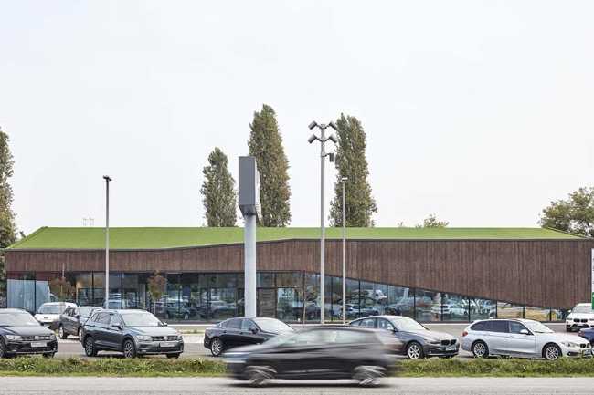 La Zolla: paradigma architettonico nelle periferie commerciali