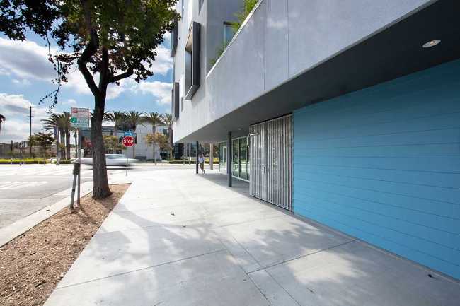 1819 Pico : le logement résidentiel qui célèbre l'espace social