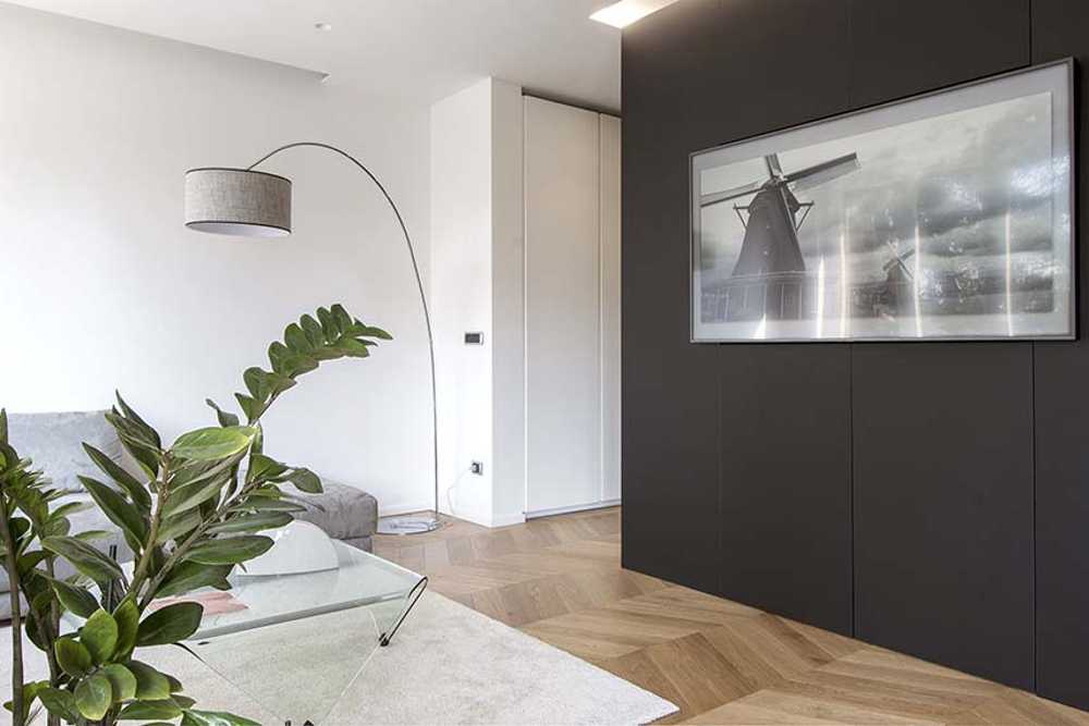 Restructuring between innovative design and rediscovered space