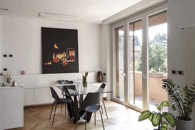 Restructuring between innovative design and rediscovered space