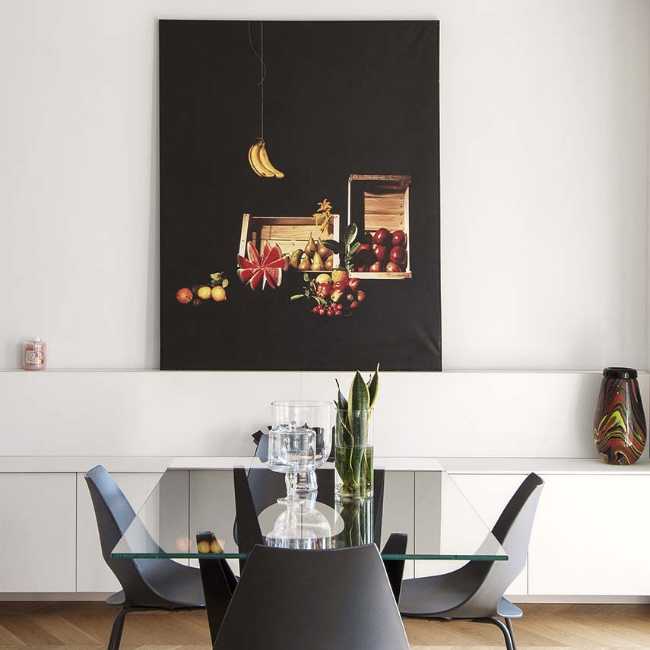 Renovation between innovative design and reclaimed space