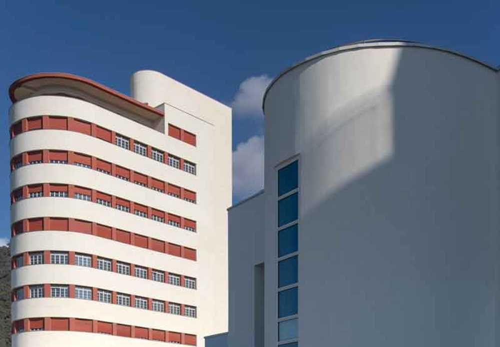 The photographic documentation of the rebirth of Torre Fara