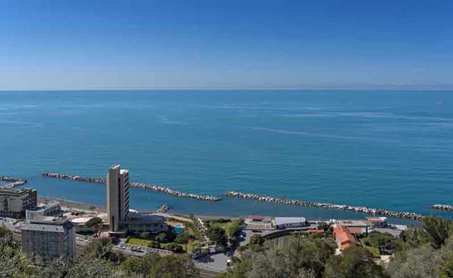 The photographic documentation of the rebirth of Torre Fara