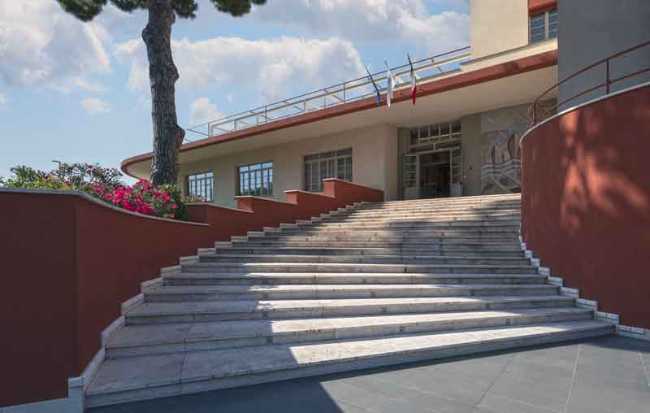 The photographic documentation of the rebirth of Torre Fara