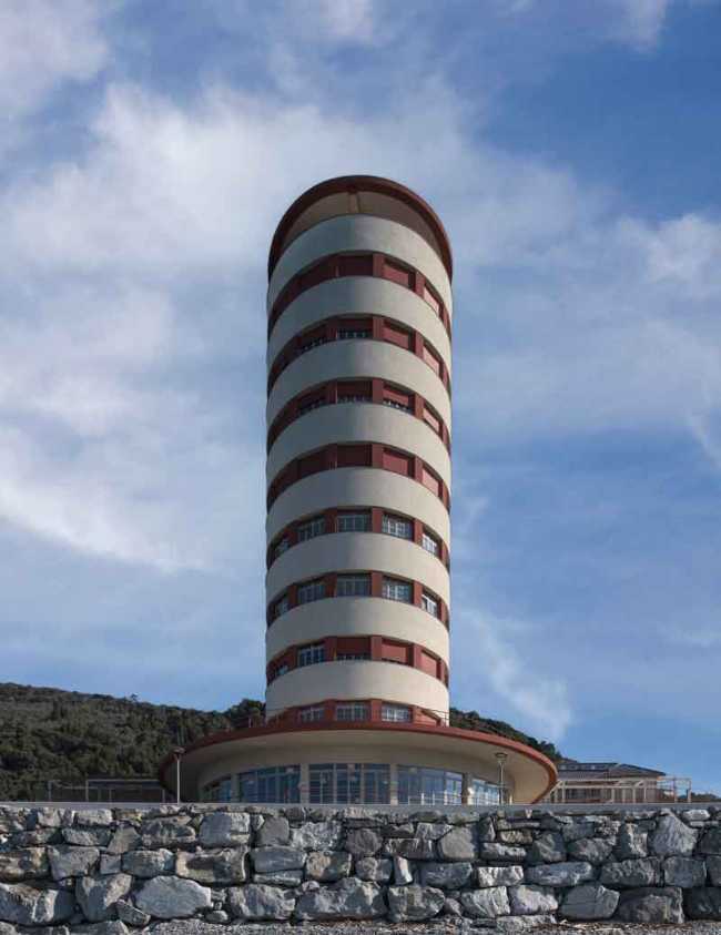 The photographic documentation of the rebirth of Torre Fara