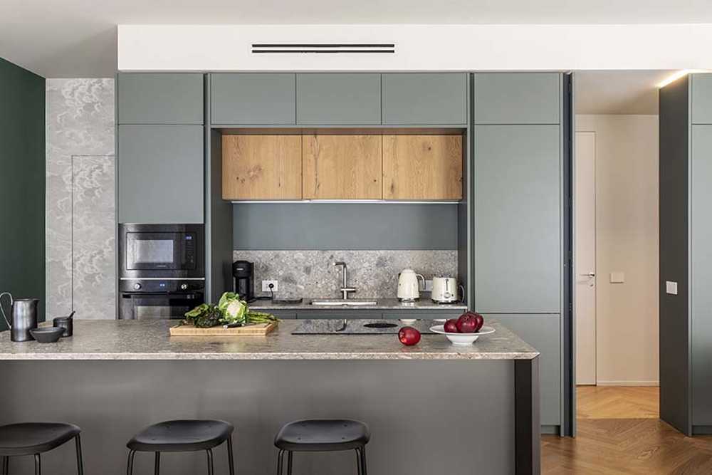 Apartment renovation: versatility, style, and character chromatics.