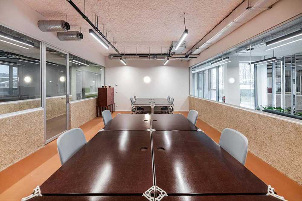 Coworking Silversquare. Interior design project between utopia and dystopia