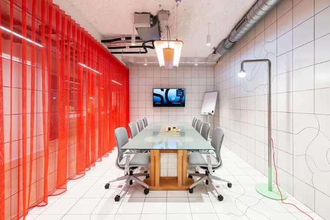 Coworking Silversquare. Interior design project between utopia and dystopia