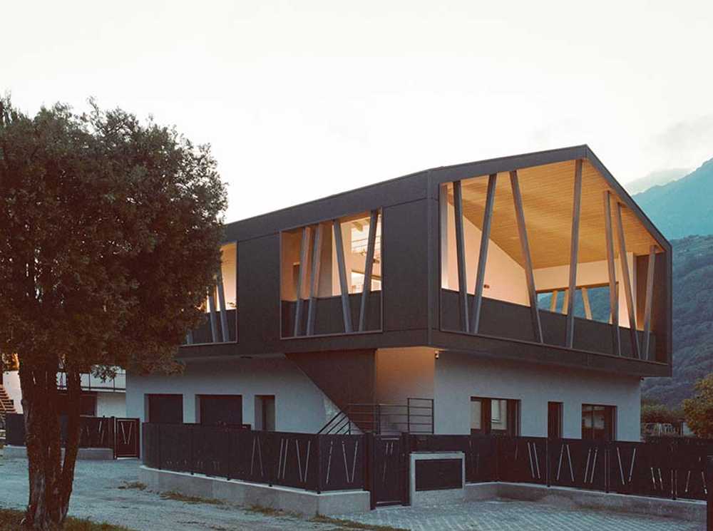 Architectural regeneration: transforming a property without identity