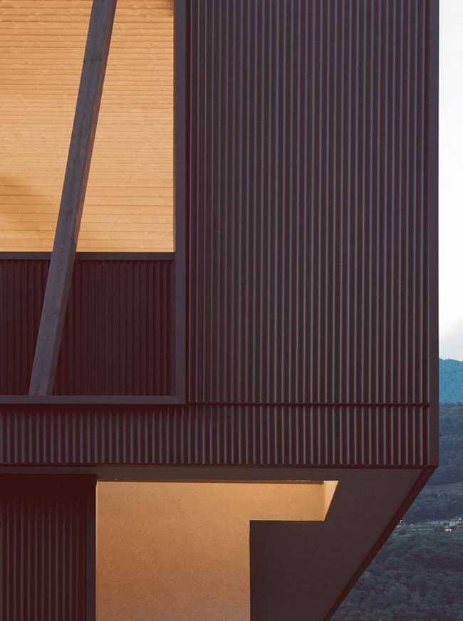 Architectural regeneration: transforming a property without identity