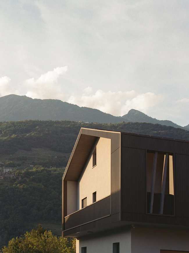 Architectural regeneration: transforming a property without identity