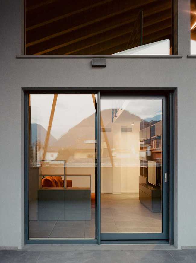 Architectural regeneration: transforming a property without identity