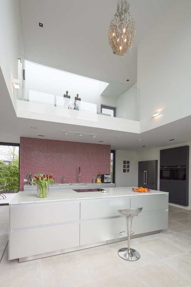 Architettura contemporanea e coscienza ambientale integrate a Villa KB
