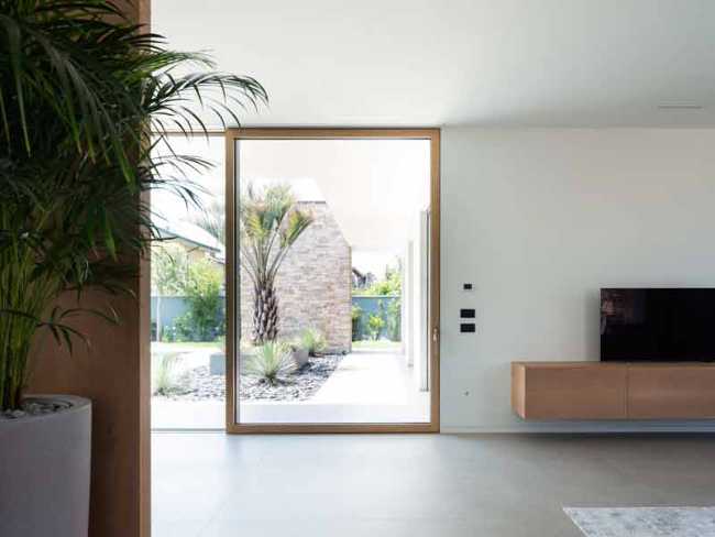 Learning to regenerate our building heritage: Villa Noal