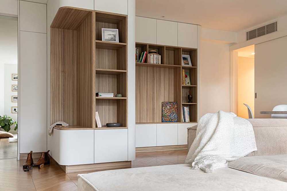 Design to restore space and light in the Quai Du Rhone apartment