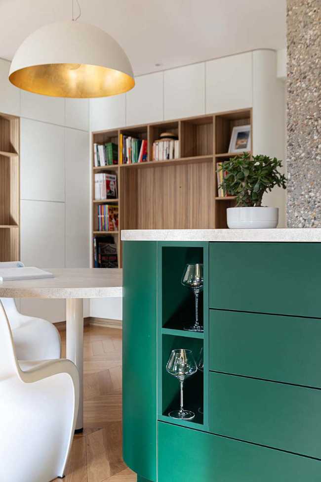 Design to restore space and light in the Quai Du Rhone apartment