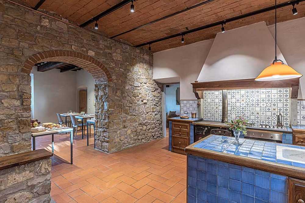 Tradition and innovation with wood at its core. Casa Rosa B&B in Florence