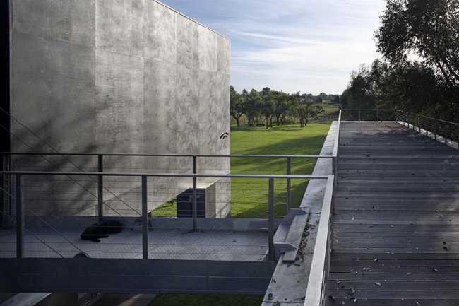 Safe House une synthèse entre sécurité et connexion. Un cube qui fleurit