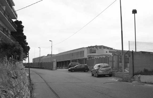 Headquarters Capua1880: landmark d'une transformation régénérative