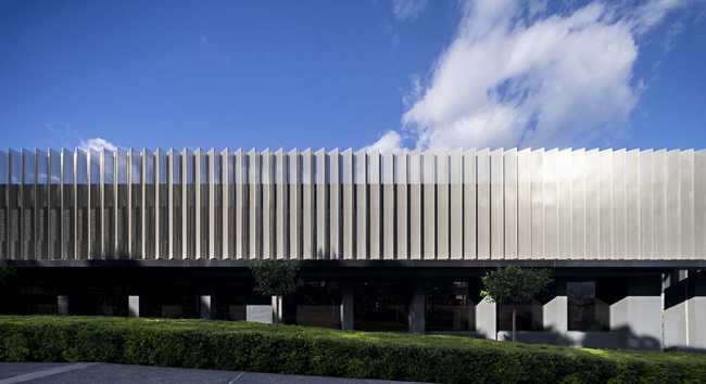 Headquarters Capua1880: landmark d'une transformation régénérative