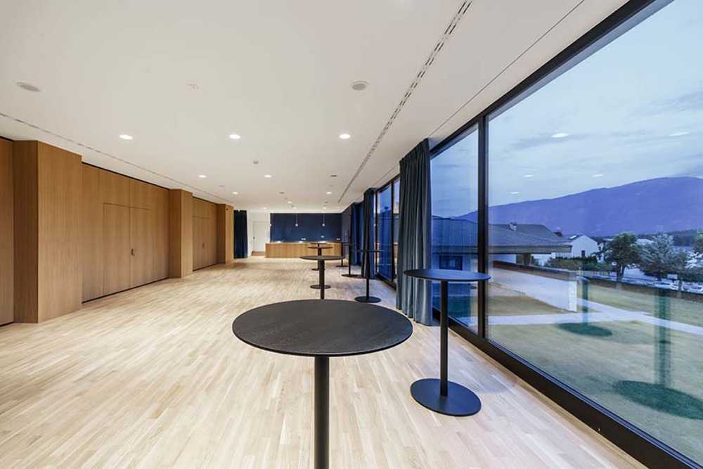 Interior de Casa Asociaciones Falzes arquitectura para la Comunidad