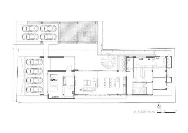 Similarity with new individuality. Monow House, the son's house
