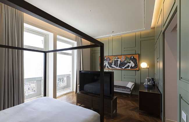 Soluzioni Saint-Gobain per l'Hotel The Britannique Napoli – Curio by Hilton