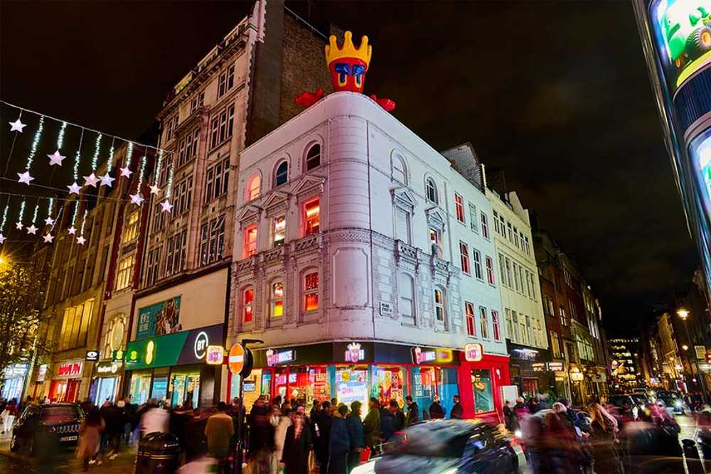 Kebhouze lands in London: the new store designed by KontrArk