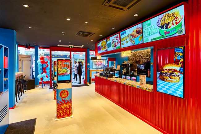 Kebhouze lands in London: the new store designed by KontrArk