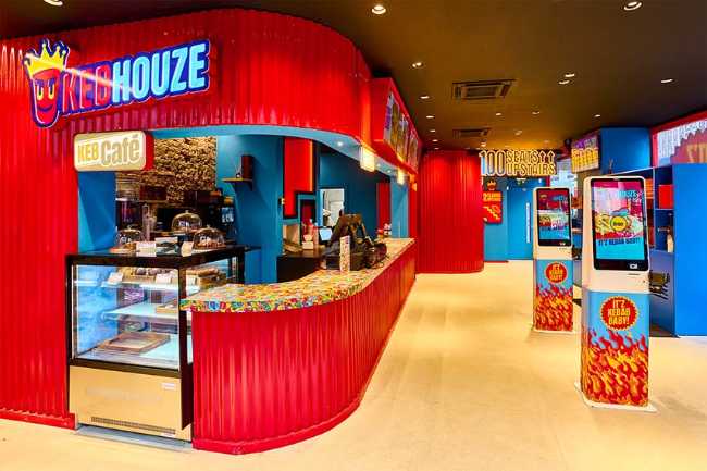 Kebhouze lands in London: the new store designed by KontrArk