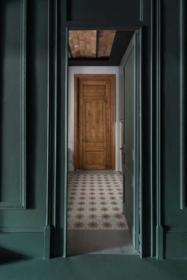 Rebirth of a modernist house: interior design between history and innovation