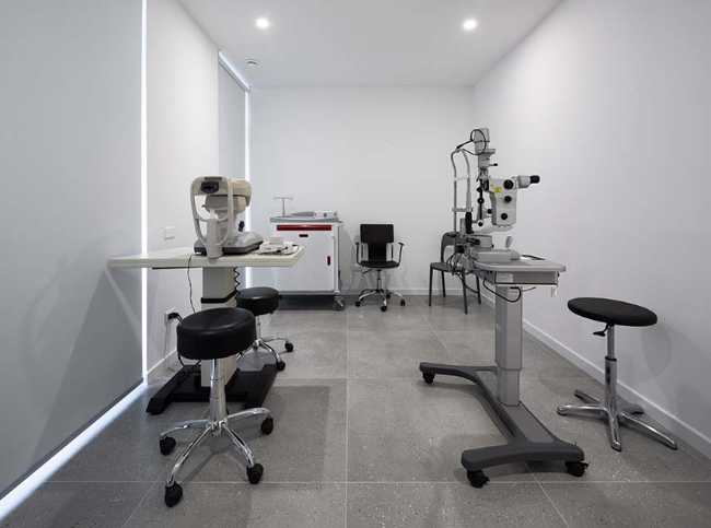 Cabinet médical pluridisciplinaire : architecture accueillante et fonctionnelle