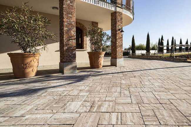Pavimentazione di prestigio nella Valle Infernotto: il progetto che esalta estetica e funzionalità