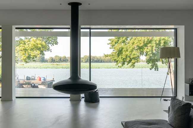 The jealousies of the '60s in a modern key? House renovation-SCR