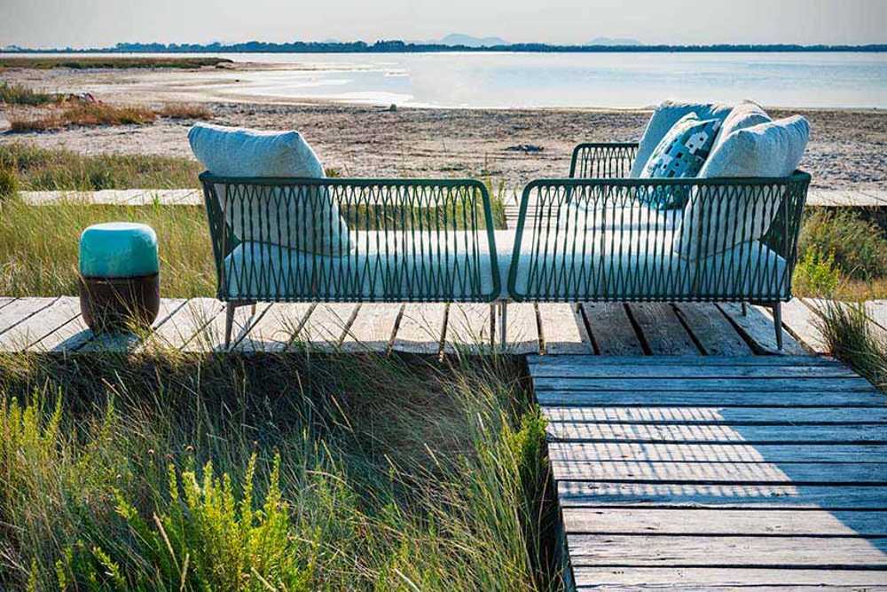 Sofas, armchairs, and ottomans Veranda for young and quality outdoor spaces